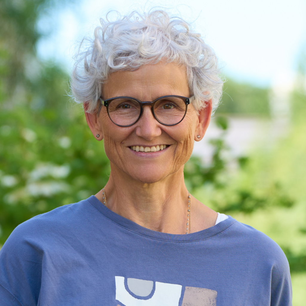 Beata Hochstrasser (sie/ihr)